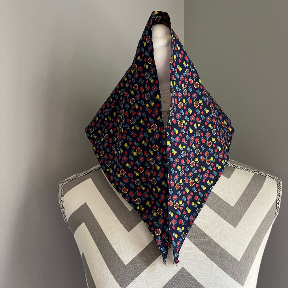 Vintage Floral Head Print Triangle Scarf-  28” l x 14” length